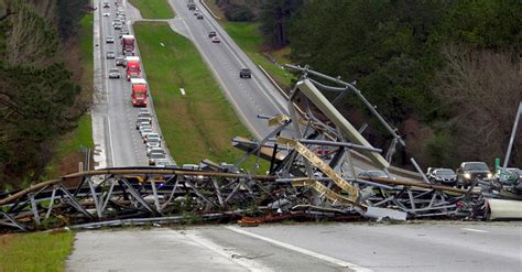 Tornadoes Kill At Least 23 In Alabama Official Says The New York Times