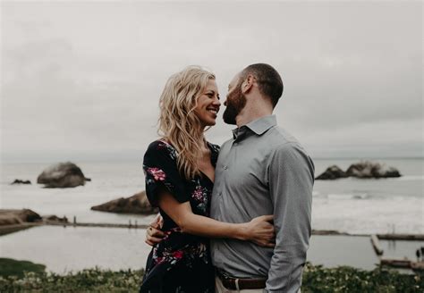 Zach Rebecca San Francisco Ca Engagement Session Feather North