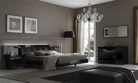 Spruce up your snooze haven with these 40 bedroom design hacks. The Simple Tips to Choose Your Small Bedroom Furniture ...