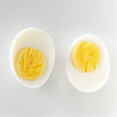 1 extra large egg white = 2 extra large egg yolks (in volume) 1 large egg white = 2 tablespoons. How to Make Perfect Hard Boiled Eggs | Taste of Home