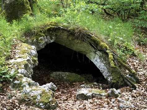 9.0 x 7.3 x 6.2 cm (3.3.5 x 2.9 x 2.4 inches) Gypsum Tumuli in the Harz Mountains - Earth Science ...