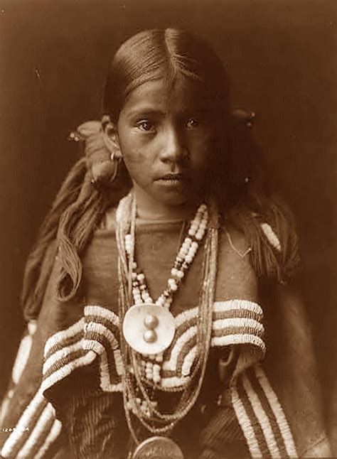 American Indians Pictures Bing Images Apache Indian Maiden The Photo Is By Curtis And Was