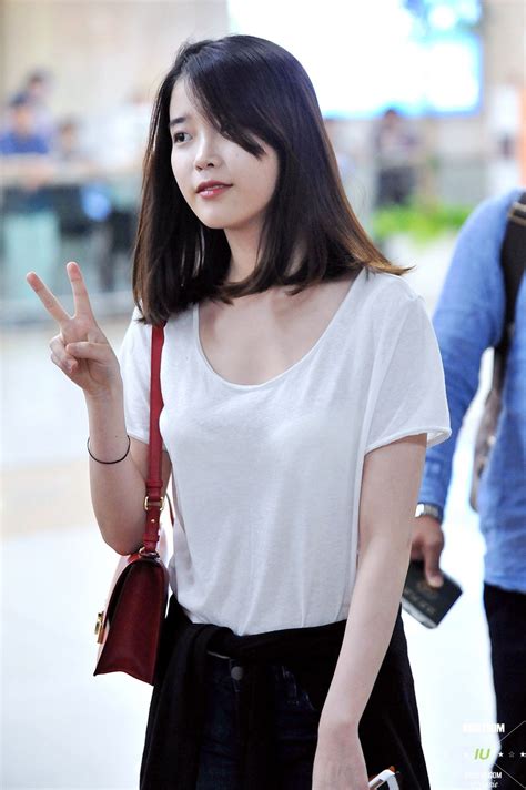 Her zodiac animal is rooster. IU LEE JI-Eun Shoulder length brown hair with slight ...