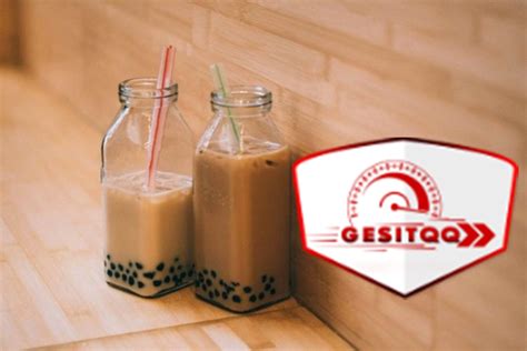 Jangan terkecoh, 5 makanan yang dikira sehat ini ternyata lebih jauh lebih bahaya dari namun, semua ini tidak berbahaya jika kita mengonsumsi susu kedelai setiap hari dalam batas. 5 Bahaya Minum Teh Susu Terlalu Sering - BeritaGesit