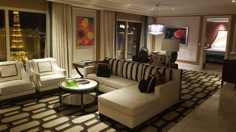 Walking into the dining room that is occupied by the bellagio round dining room set by furniture of america immediately displays your love of the traditional aesthetic. Bellagio Penthouse Fountain View Suite #32006 - YouTube