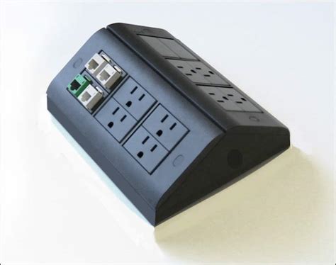 A timeless and authentic style. Surface mount floor box
