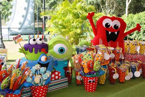 I had been stocking up on various sizes of googly eyes for a while now, and they sure did come in handy. Monster Birthday Party Supplies Ideas Planning Idea Cake ...