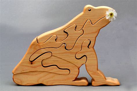 Wooden Animal Puzzle Frog Made In America