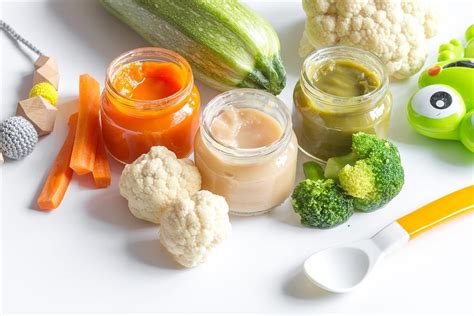 6 month old baby food chart a baby food guide serves the twofold purpose of helping parents understand the kind of food to be given to babies and also the quantity to be given so as to retain a nutritious diet. 6-Month Baby Food Ideas Every Mom Needs to Know | Taste of ...