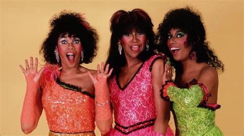 Pointer Sisters ~ Hes So Shy 🍸 👠~1980 Youtube