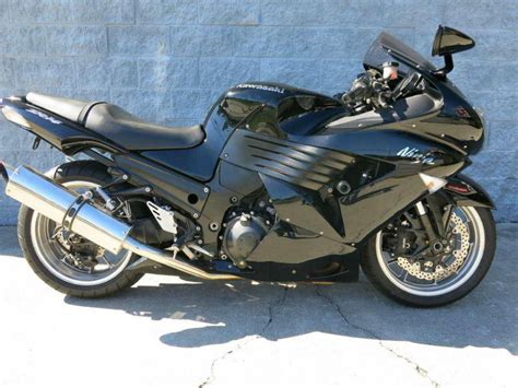 On top of that it is a great sports cruiser; 2007 Kawasaki Ninja ZX-14 Sportbike for sale on 2040motos