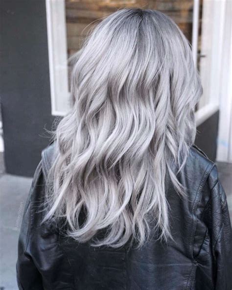21 Stunning Silver Blonde Hair Colors Hairstyles Vip