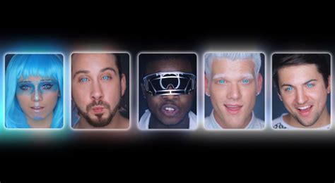 El álbum debut de la dupla, 'homework', llegó en 1997, y en él se incluyen grandes clásicos de los djs como 'around the world'. Daft Punk en A Capella ? Ça se passe ici | YZGeneration