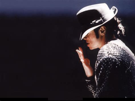 Michael jackson — dangerous 06:58. Hollywood: Pop Singer Michael Jackson Profile, Images And ...