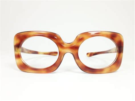 vintage 1960s mod tortoiseshell eyeglass frames by mainandgrand 59 00 eye glasses tortoise