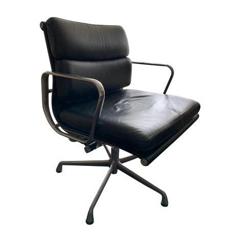 Eames Soft Pad Leather Executive Chair Two Design Lovers