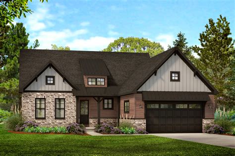 Rustic Craftsman Home Plan With First Floor Main Bedroom 790123glv