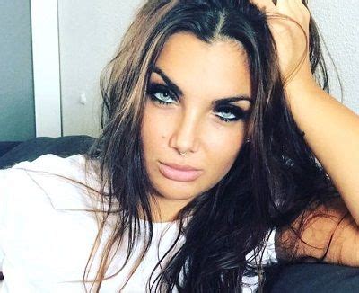 Curiosità, amori, vita privata, origini e carriera a tutto ciò elettra lamborghini aggiunge la sua decisione di studiare recitazione per iniziare ad. Elettra Lamborghini Height, Age, Boyfriend, Family, Biography & More
