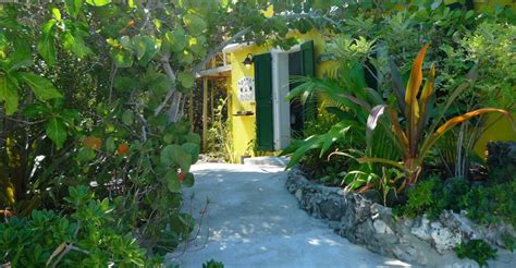 10 bedroom home for sale. Trio of Islands for Sale with 2 Homes, Dock & Helipad ...