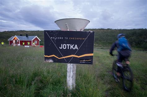 Dnb of150 is an individual race, not like smartdok of300 and ishavskraft of700 where you have to ride in teams. Offroad Finnmark - 700 km stig mot klockan. - Happyride.se