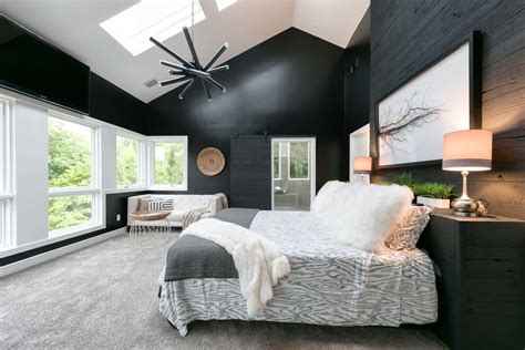 Maybe you would like to learn more about one of these? 20 Classic And Elegant Black And White Bedroom Design Ideas