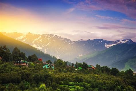 12 Best Places To Visit In India In April For Honeymoon In 2018