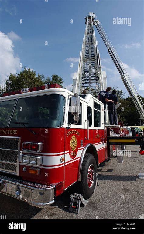 Fire Engine Ladder Truck