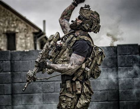 Pin By Shannon Lawson On Specwar Military Gear Special Forces