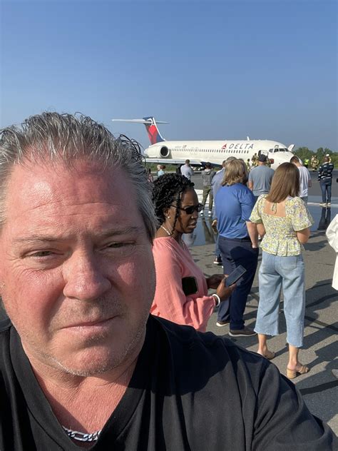 Delta flight makes emergency landing in North Carolina