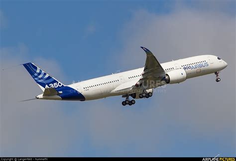 Scroll down for image gallery. F-WXWB - Airbus Industrie Airbus A350-900 at Toulouse ...