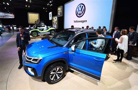 2019 New York Auto Show Volkswagen Tarok Pickup Concept Photos