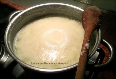 3 l di latte intero pastorizzato. Formaggio fresco alle noci fatto in casa senza caglio ...
