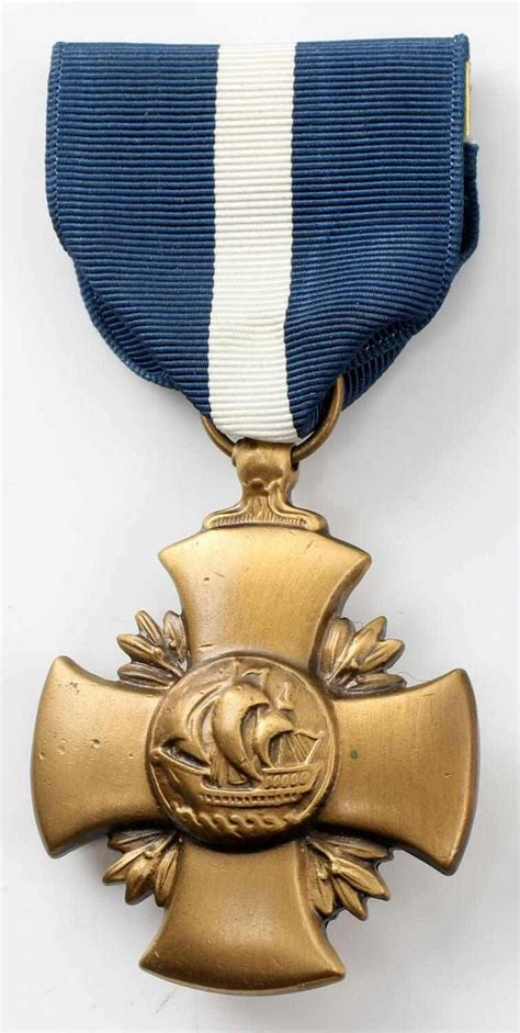 Us Navy Vietnam Era Navy Cross Medal Decoration Aug 22 2019