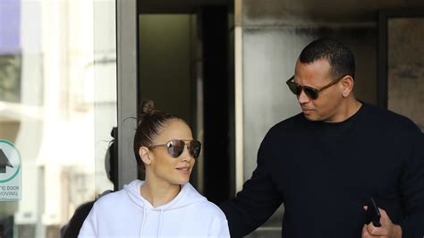 Jennifer Lopez And Alex Rodriguez Wear His And Hers Workout Clothes Vogue