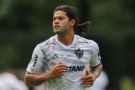 Game log, goals, assists, played minutes, completed passes and shots. Relacionado, Hulk ganha chance de estrear pelo Atlético-MG ...
