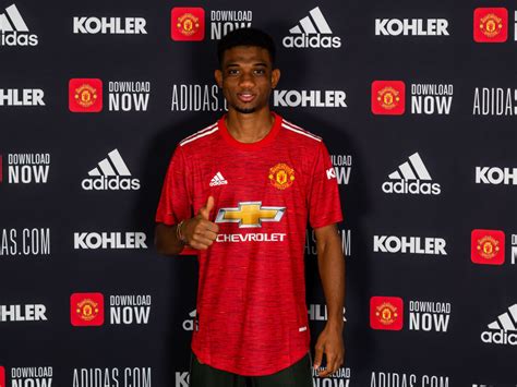 Amad diallo (born 11 july 2002), formerly known as amad diallo traoré, is an ivorian professional footballer who plays as a winger for serie a club atalanta. Amad Diallo pictured posing with the Manchester United shirt as he is finally unveiled - United ...