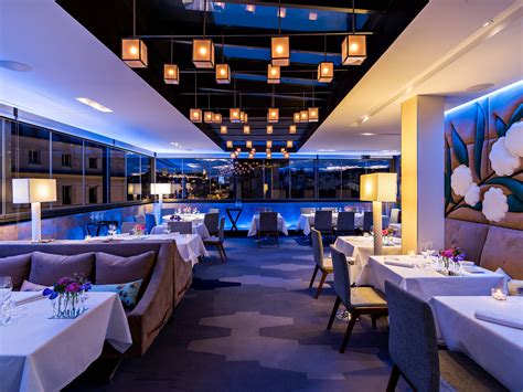 Michelin stars are a rating system used by the red michelin guide to grade restaurants on their quality. Philip Weiser Spotlights 5 Michelin-Starred Restaurants in ...