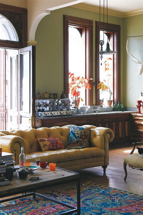 Along with it being a brown. refresheddesigns.: living happily with wood trim