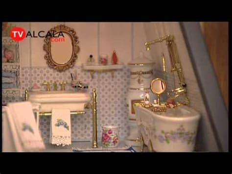 ¿dónde deben ir los muebles? Mª Ángeles Robles y sus casas de muñecas - YouTube