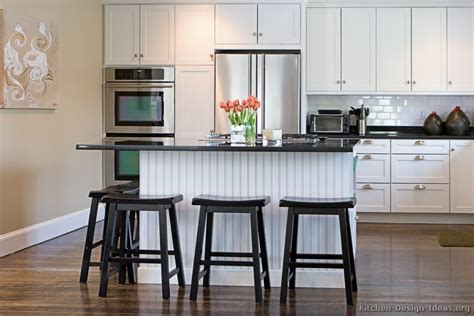 Gallery featuring 27+ antique white kitchen cabinets in a variety of layouts to give you ideas and inspiration. Pictures of Kitchens - Traditional - White Kitchen ...