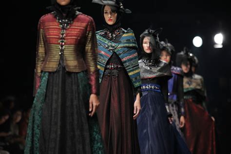 Indonesia Fashion Week 2017 to showcase local crafts - Art & Culture