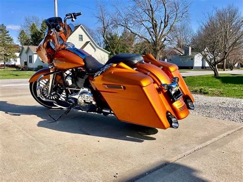 Description led lights set up you can put on stretched extended saddlebag you are looking at an awesome brand new set of fiberglass 4 stretched extended saddlebags for harley davidson touring & softail 1997. Color Matched Stretched Extended Saddlebag Bottoms for ...