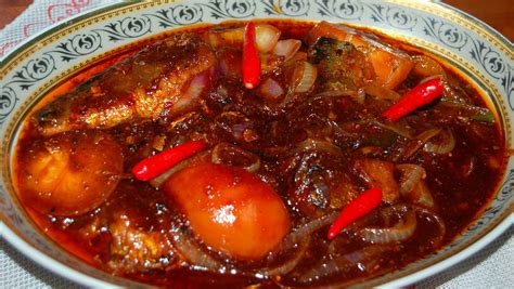 3 cup rice cooked in rice cooker. Sajian Dapur Bonda: SARDIN GORENG KICAP