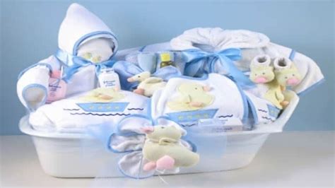 At gifteclipse.com find thousands of gifts for categorized into thousands of categories. Top 10 Best Baby Shower Gifts - Indian Baby Blog | Indian ...