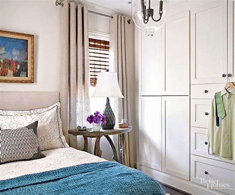 Maggiormente gli spazi saranno vuoti, maggiore sarà. Home Staging 101: Come Arredare Una Camera Da Letto Piccola