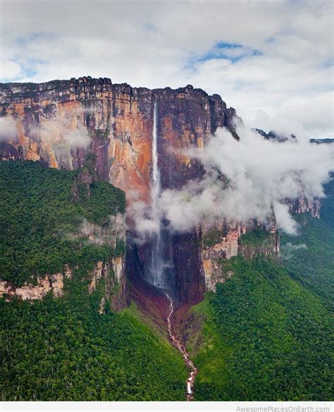 Una de ellas es desde el aire, en avioneta y la otra es en una excursión que parte desde el. World's Largest Angel Falls (Salto Angel) - Venezuela - World for Travel