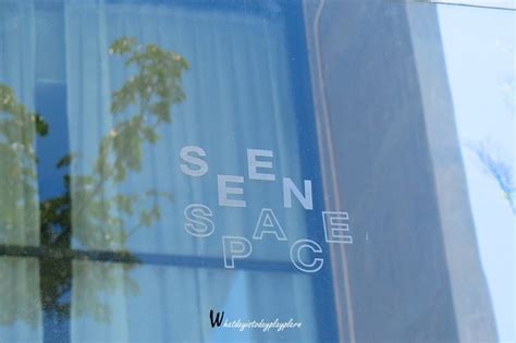 10 ไอเดียตกแต่งบ้านโทนสีเทา ตัดกับสีอะไรสวย มาดู 10 ไอเดียตก. สีจริงของ SeenSpace HauHin & Holidayinn Vana Nava บอกได้คำ ...