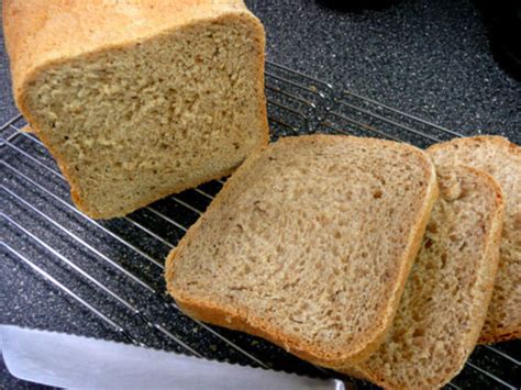 3/4 cup water (80 degrees f) 4 tsp oil 4 tsp sugar 1 tsp salt 2 1/4 cups bread flour 1 tsp bread machine yeast 1.5 lb loaf: Superb Rye Bread Bread Machine) Recipe - Food.com