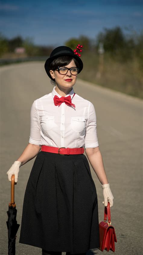 Scegli la consegna gratis per riparmiare di più. Miss Green: Easy DIY Halloween Costume - Mary Poppins