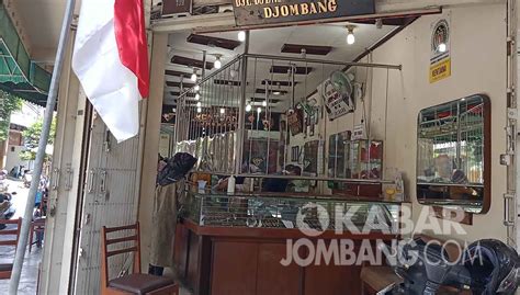 Toko mas gadjah berada di jalan gajah mada. Gaji Di Toko Emas Gadjah / 5 Toko Emas Terbaik Di Batam ...